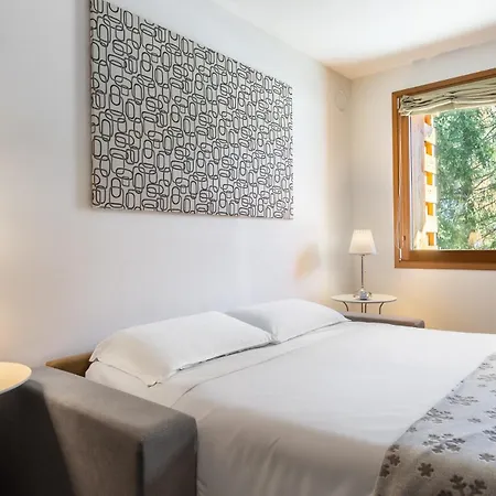Apartment Hostdomus- La Garnotte *