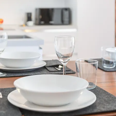 Apartment Hostdomus- La Garnotte *